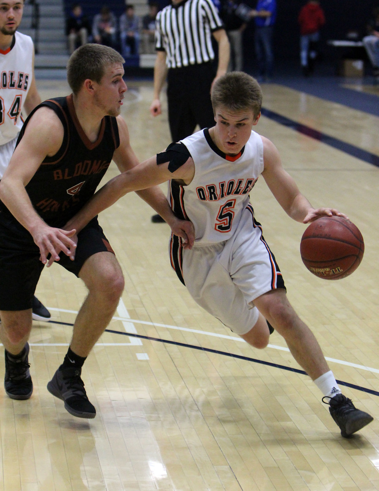 Bloomer boys basketball vs Stanley-Boyd at UW-Stout 12-1-18